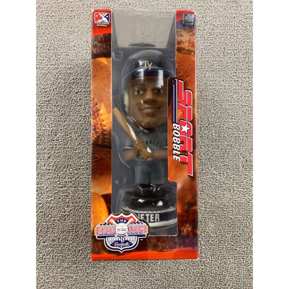 Sport Bobble Road to the Show MLB New York Yankees‎ Derek Jeter Bobblehead